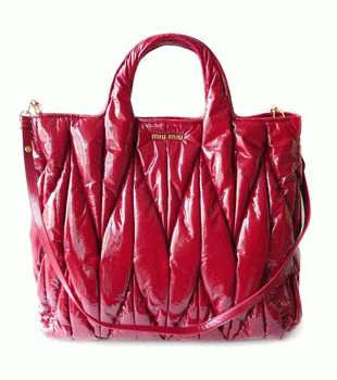 ミュウミュウ miumiu トートバッグ/ななめがけバッグ 2Way ショルダーストラップ付き マテラッセ風エナメル調 ルビーノ/レッド（RUBINO） RN0648 VERNICE