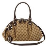 GUCCI/グッチ 2012年春夏SUKEY定番キャンバスGG柄Gチャーム付きプ...