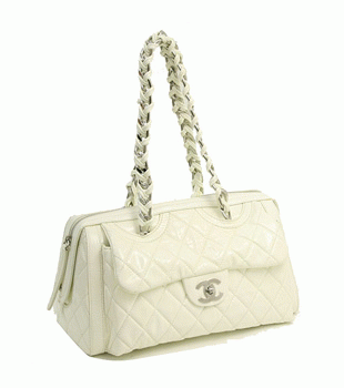 CHANEL シャネルエナメルマトラッセチェーンショルダーホワイト×ネオンカラー ：A38827