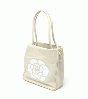 CHANEL シャネルカメリアトートバッグA20856ベージュ×ホワイト×ゴールド金具シャネルバッグシャネルロゴシャネルカメリアトート