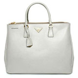 プラダ（PRADA）SAFFIANO LUX　レディーストートバッグ　ライトグレ...