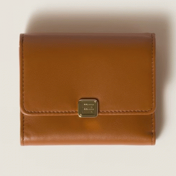 ミュウミュウスーパーコピーレザー 財布5MH043_2CVX_F0046