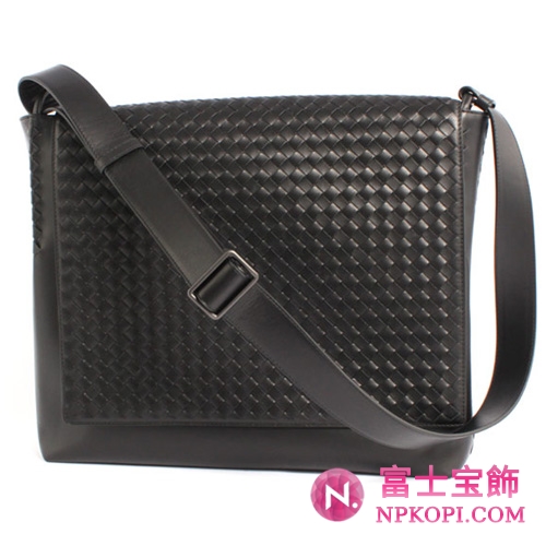 Bottega Veneta/ボッテガ・ヴェネタ  カーフレザー ショルダーバッグ ブラッ 221065V46511000