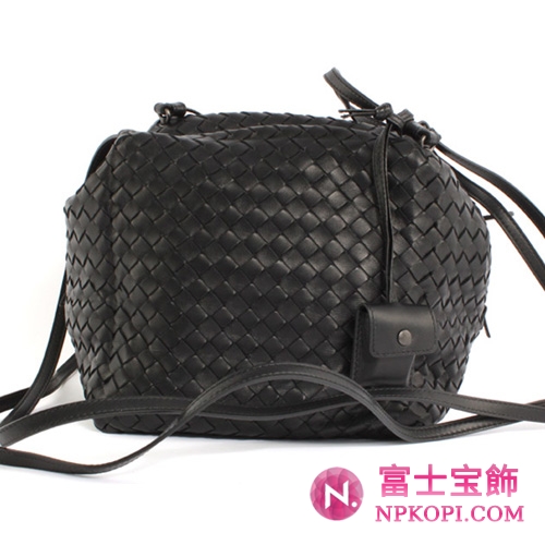 Bottega Veneta/ボッテガ・ヴェネタ  ラムスキン ショルダーバッグ ブラック 255693V00168175 