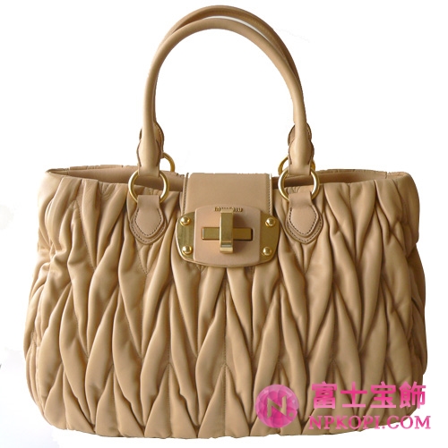 ミュウミュウ MIUMIU トートバッグ ターンロック金具付き プリーツラムレザー キャメルベージュ（CUOIO） RR1743 MATELASSE