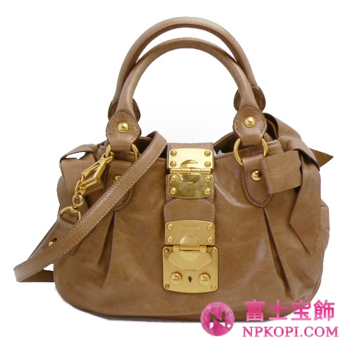 MIUMIU ミュウミュウ ななめがけバッグ レディース  2Way ヴィンテージ調 レザー リボン カンネラブラウン RN0686 VITELLO LUX CANNELLA