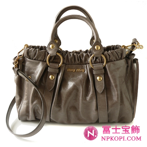 ミュウミュウ miumiu ショルダーストラップ付き2WAYハンドバッグ ナナメガケショルダー グレーブラウン(ARGILLA) RT0383 VIT.LUX