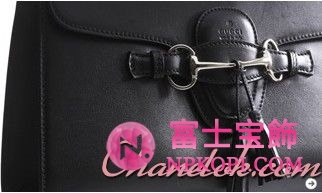 GUCCI｜グッチより使い勝手がよくなった、人気ライン「エミリー」