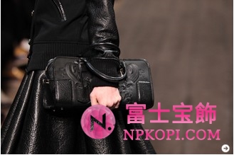 重なり合うロエベの美学とヨーロッパ伝統の美