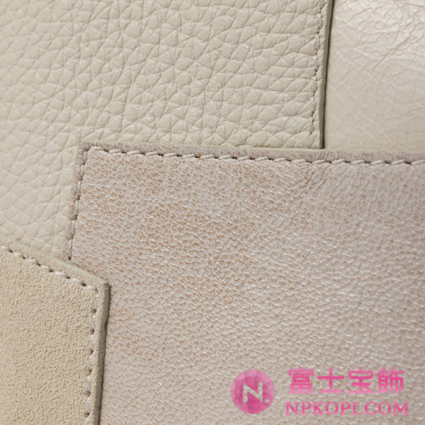 ミュウミュウスーパーコピーアイビー レザー パッチワーク バッグ5BG231_2CRI_F0K74_V_MLN