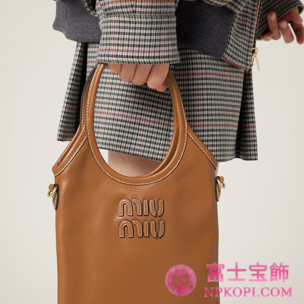 ミュウミュウスーパーコピーアイビー レザー ハンドバッグ5BA281_2CRW_F0046_V_OLN