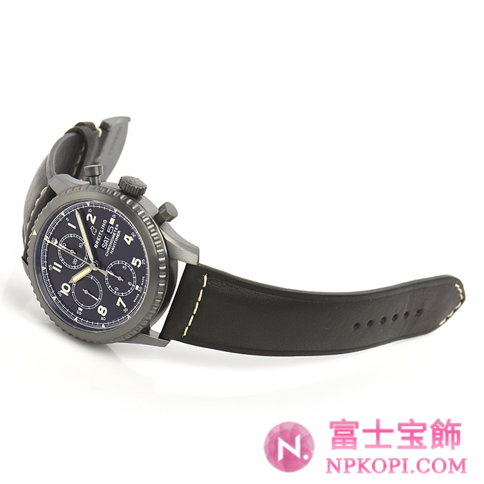 ブライトリング自動巻き時計ナビタイマー8 クロノグラフ43 M118B-1LMA