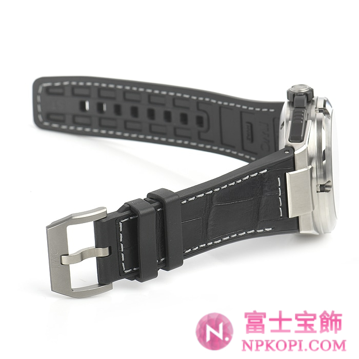 IWC自動巻き時計インヂュニア パーペチュアルカレンダーデジタルデイト/マンス IW379201