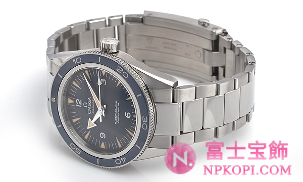 オメガ自動巻き時計シーマスター300 マスターコーアクシャル 233.90.41.21.03.001