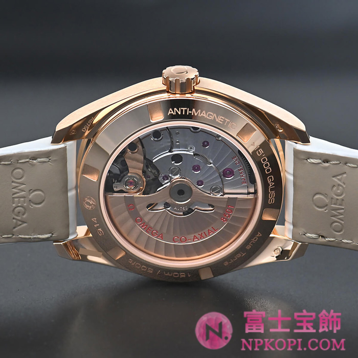 オメガ自動巻き時計シーマスター アクアテラ 150M 38.5mm 231.58.39.21.55.001