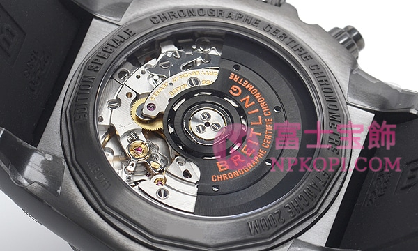 ブライトリング自動巻き時計クロノマット４４ レイブン M011B07VPB
