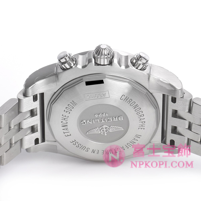 ブライトリング自動巻き時計クロノマット Ｂ０１ クロノグラフ ４４ｍｍ AB01C-1PA(AB0115101C1A1)