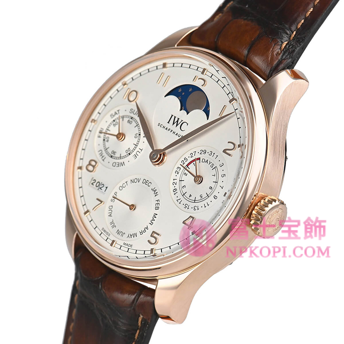 IWC自動巻き時計ポルトギーゼ パーペチュアルカレンダー IW503302