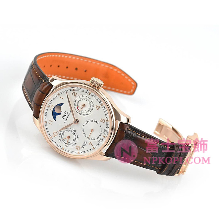 IWC自動巻き時計ポルトギーゼ パーペチュアルカレンダー IW503302