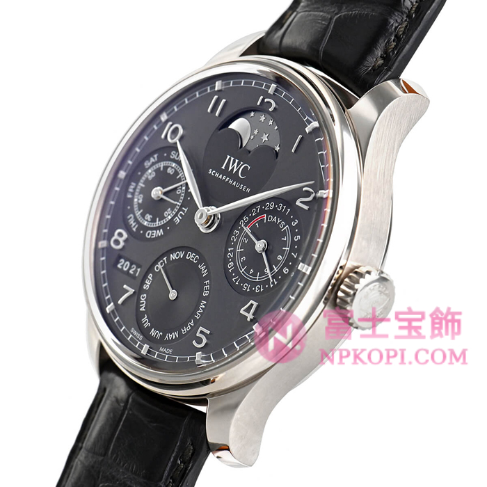 IWC自動巻き時計ポルトギーゼ パーペチュアルカレンダー IW503301