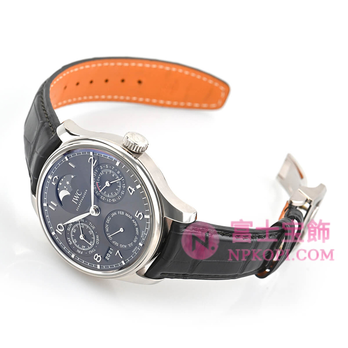 IWC自動巻き時計ポルトギーゼ パーペチュアルカレンダー IW503301