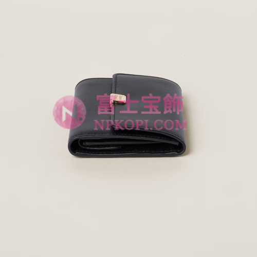 ミュウミュウスーパーコピーロゴ付 レザー財布5MH040_2CVX_F0002