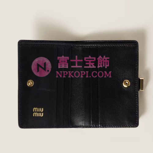 ミュウミュウスーパーコピーパテントレザー コインケース5ME009_A069_F0002
