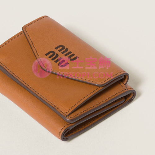 ミュウミュウスーパーコピーレザー 財布5MH021_2CSB_F0NQY
