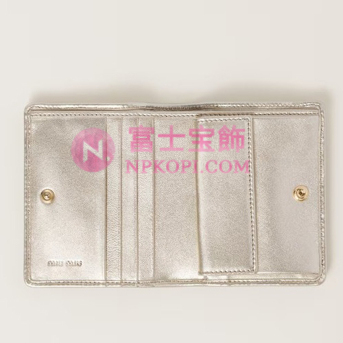 ミュウミュウスーパーコピーマテラッセレザー 折り財布5MV204_AFPP_F0846