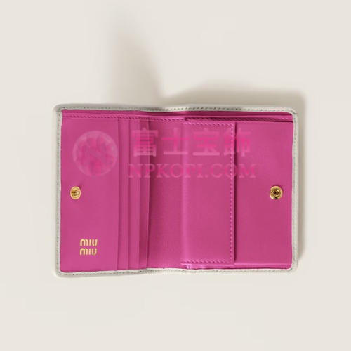 ミュウミュウスーパーコピーマテラッセレザー 財布5MV204_2IBS_F0F6W