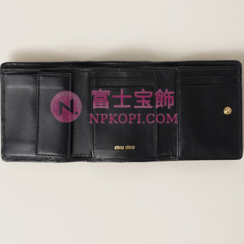 ミュウミュウスーパーコピーマテラッセレザー 財布5MH033_AFPP_F0002