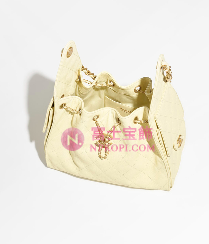 シャネルスーパーコピー後払い2025年春夏CHANEL 25 スモール ハンドバッグレインド カーフスキンライトイエローAS5293-B20304-NAGEQ