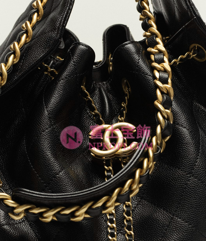 シャネルスーパーコピー後払い2025年春夏CHANEL 25 ミディアム ハンドバッググレインド カーフスキンブラックAS5311-B20304-94305