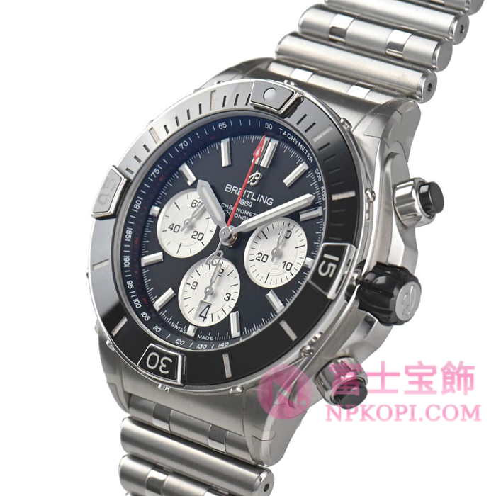 ブライトリング自動巻き時計スーパークロノマットB01 AB0136251B1A1