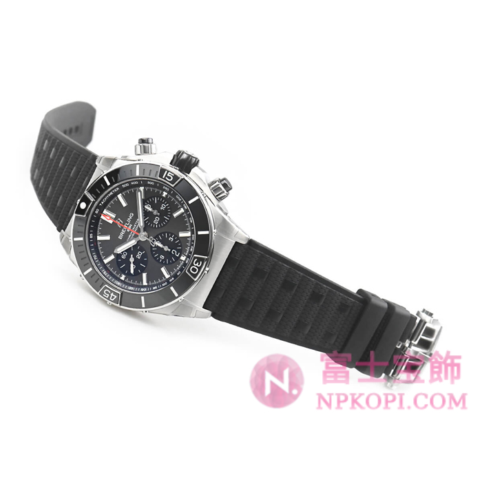 ブライトリング自動巻き時計スーパークロノマットB01 44 ブティック限定 AB0136251B2S1