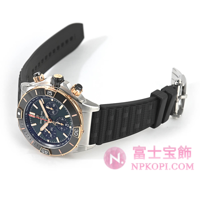 ブライトリング自動巻き時計スーパークロノマットB01 44 UB0136251L1S1